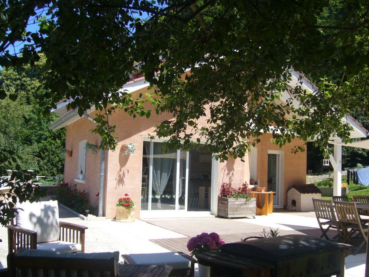 לינה וארוחת בוקר Saint-Paul-dʼIzeaux Le Jardin Ombrage מראה חיצוני תמונה